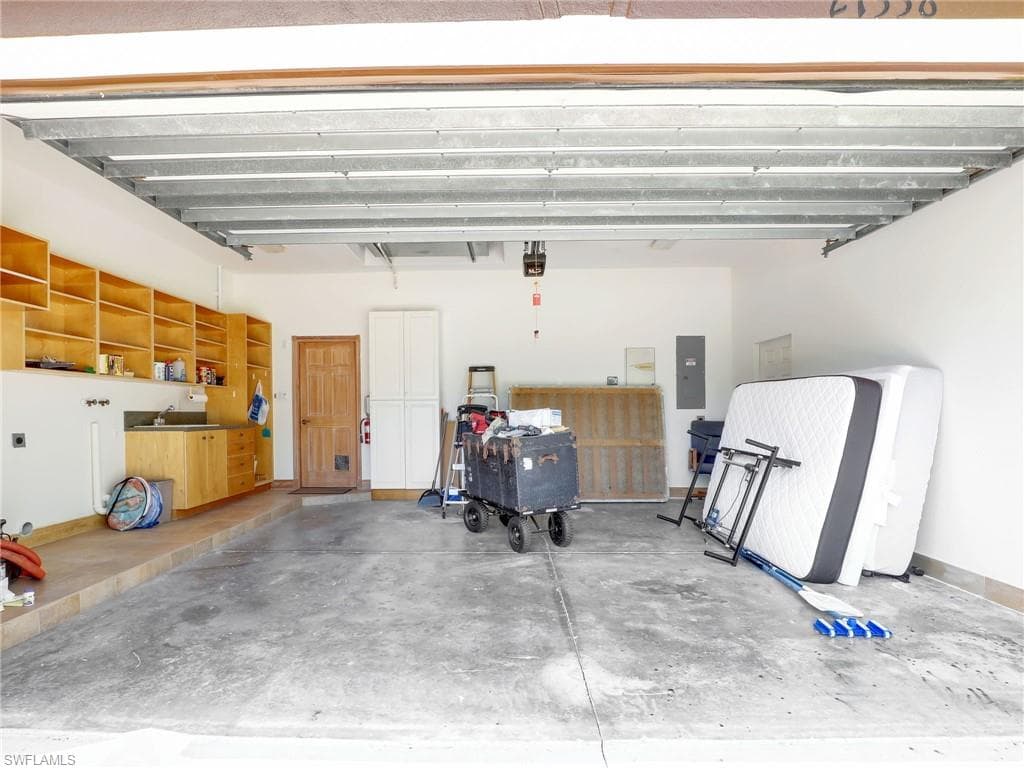 27338 Elwood Dr, Bonita Springs, FL 34135-35