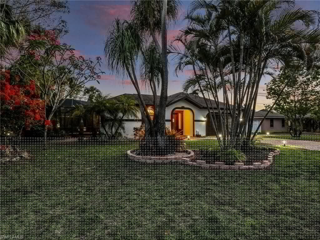 27338 Elwood Dr, Bonita Springs, FL 34135-4