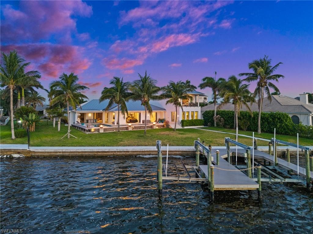 5625 Riverside Dr, Cape Coral, FL 33904-14