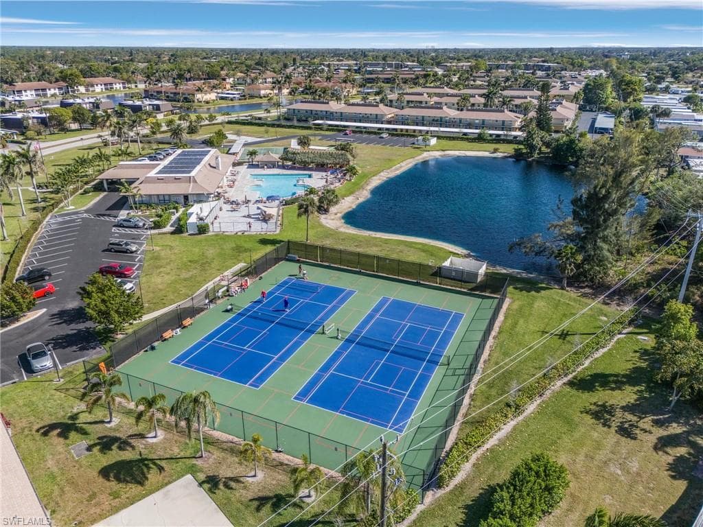 619 Charlemagne Blvd, Naples, FL 34112-26