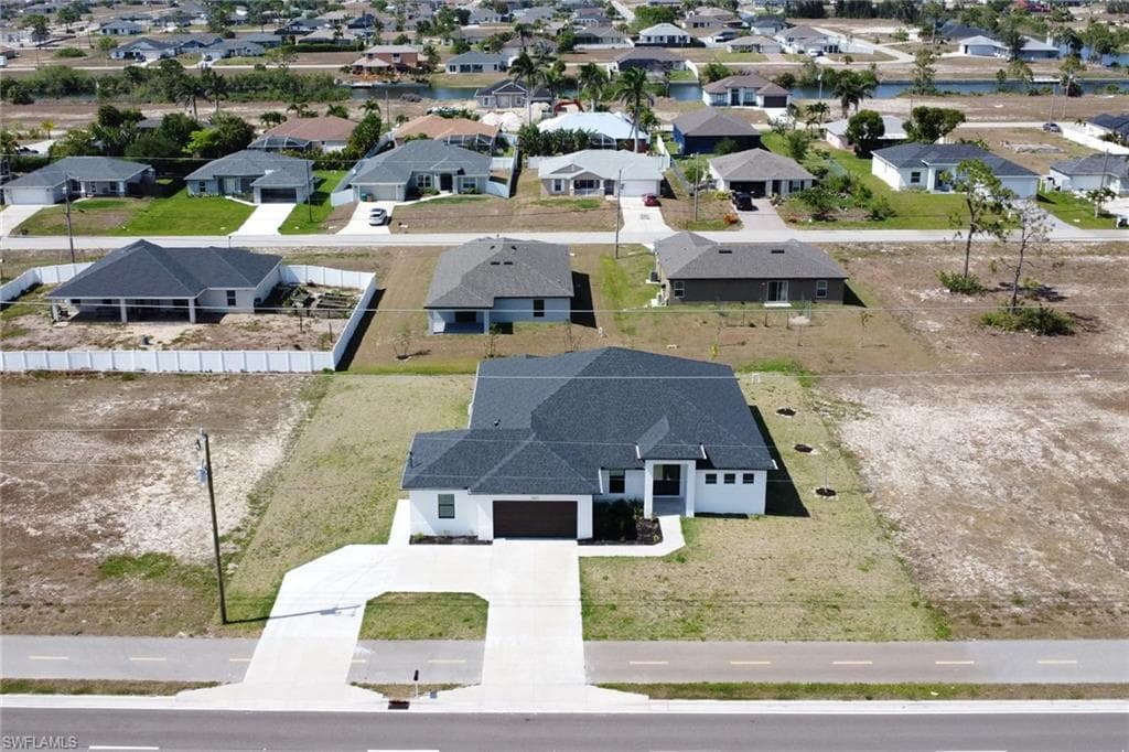 2223 Kismet Pkwy W, Cape Coral, FL 33993-38
