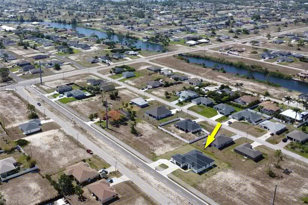 2223 Kismet Pkwy W, Cape Coral, FL 33993-44