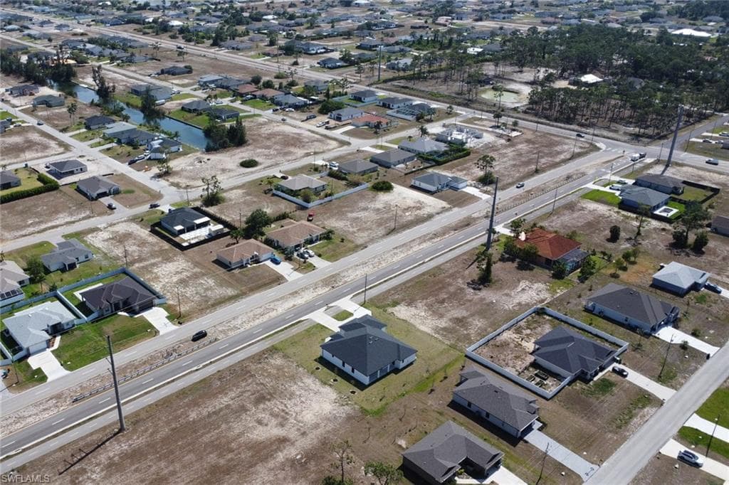 2223 Kismet Pkwy W, Cape Coral, FL 33993-47