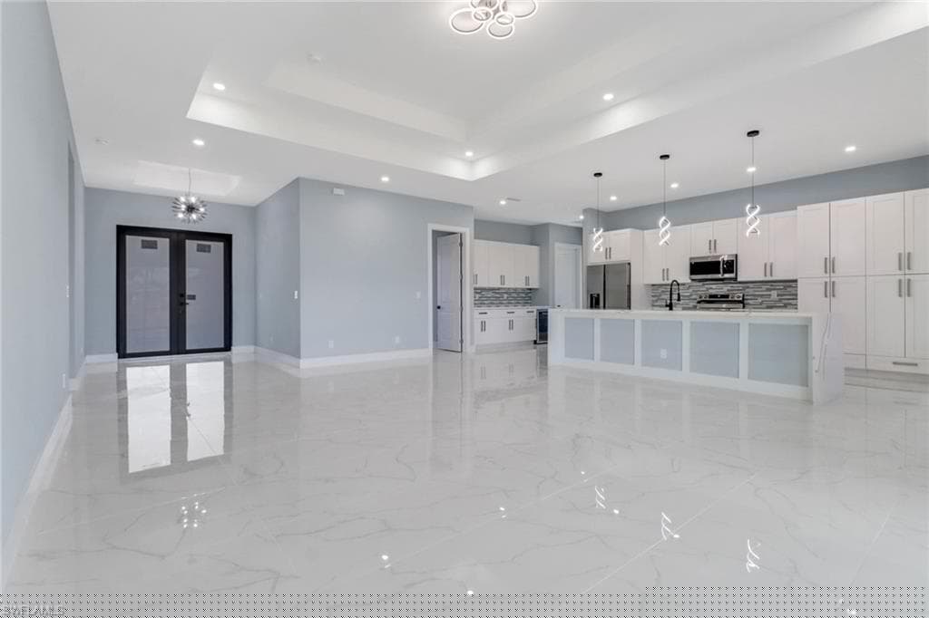 2223 Kismet Pkwy W, Cape Coral, FL 33993-6