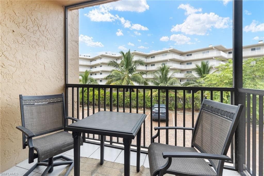 1123 Collier Blvd D103, Marco Island, FL 34145-19