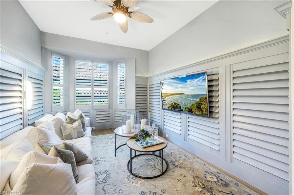 510 2nd St S 102, Naples, FL 34102-14