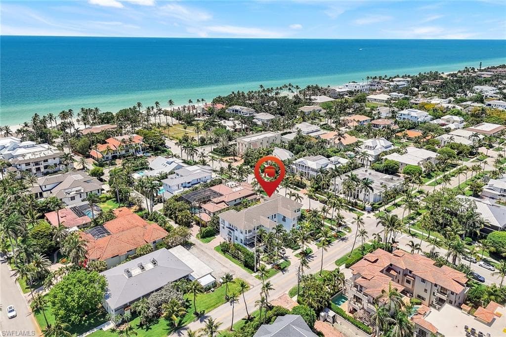 510 2nd St S 102, Naples, FL 34102-40