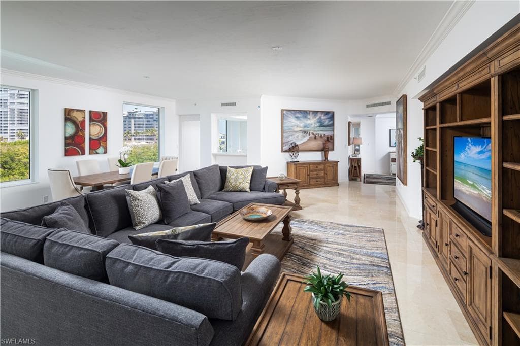 445 Dockside Dr A504, Naples, FL 34110-9