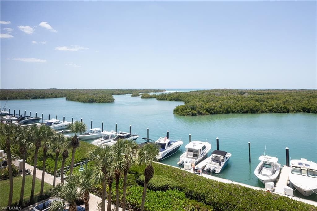 445 Dockside Dr A504, Naples, FL 34110-11