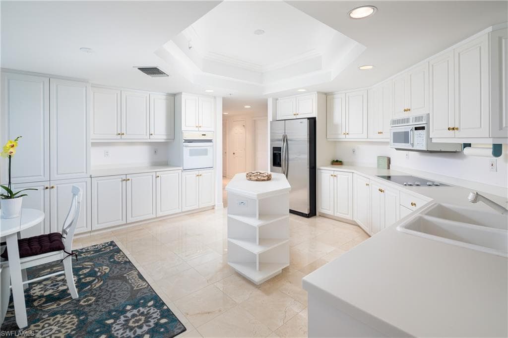 445 Dockside Dr A504, Naples, FL 34110-14