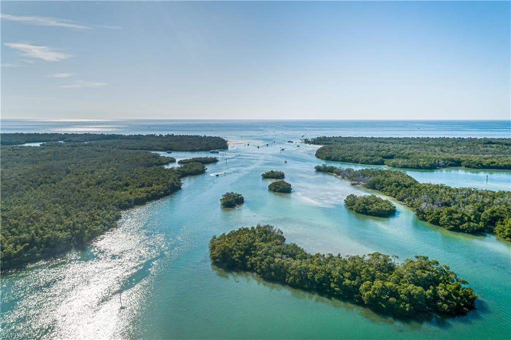 445 Dockside Dr A504, Naples, FL 34110-28