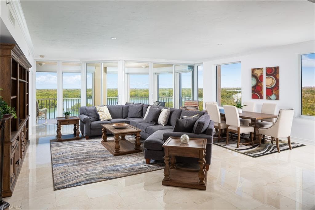 445 Dockside Dr A504, Naples, FL 34110-5