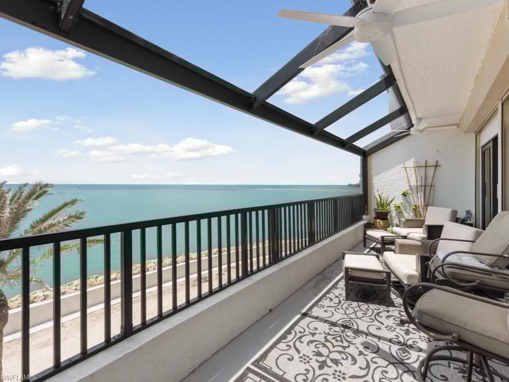623 La Peninsula Blvd 623, Naples, FL 34113-10