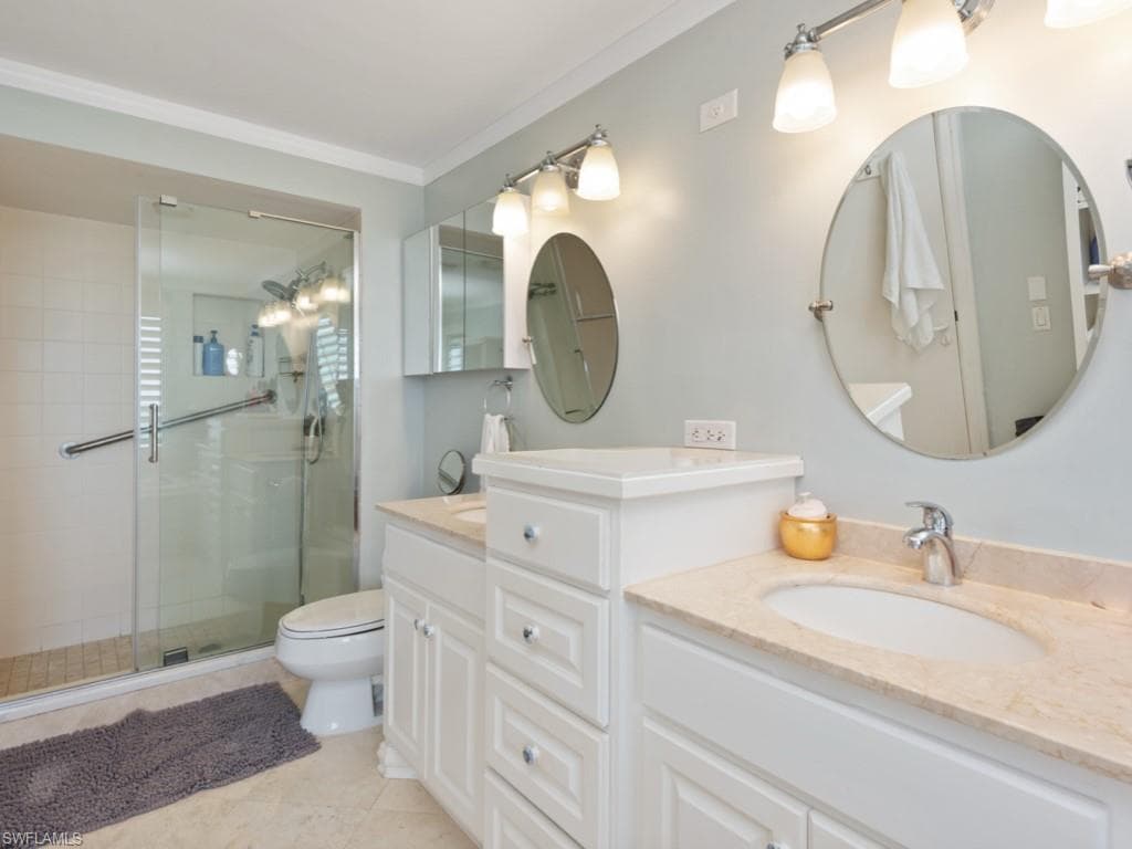 623 La Peninsula Blvd 623, Naples, FL 34113-19