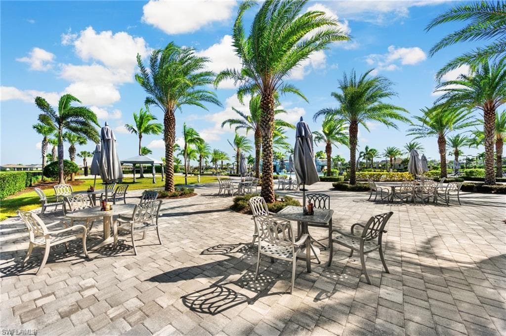 19809 Beechcrest Pl, Estero, FL 33928-39