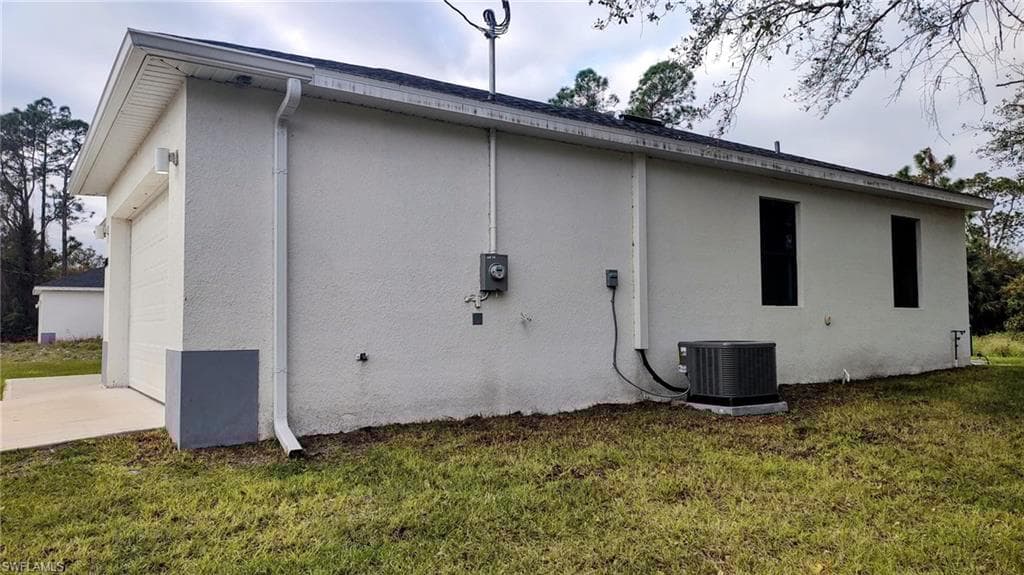 208 Genoa Ave S, Lehigh Acres, FL 33974-12