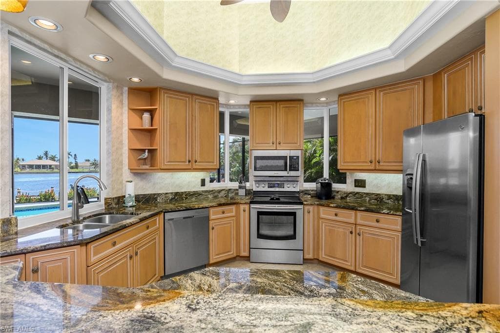 2602 Cape Coral Pkwy W, Cape Coral, FL 33914-10