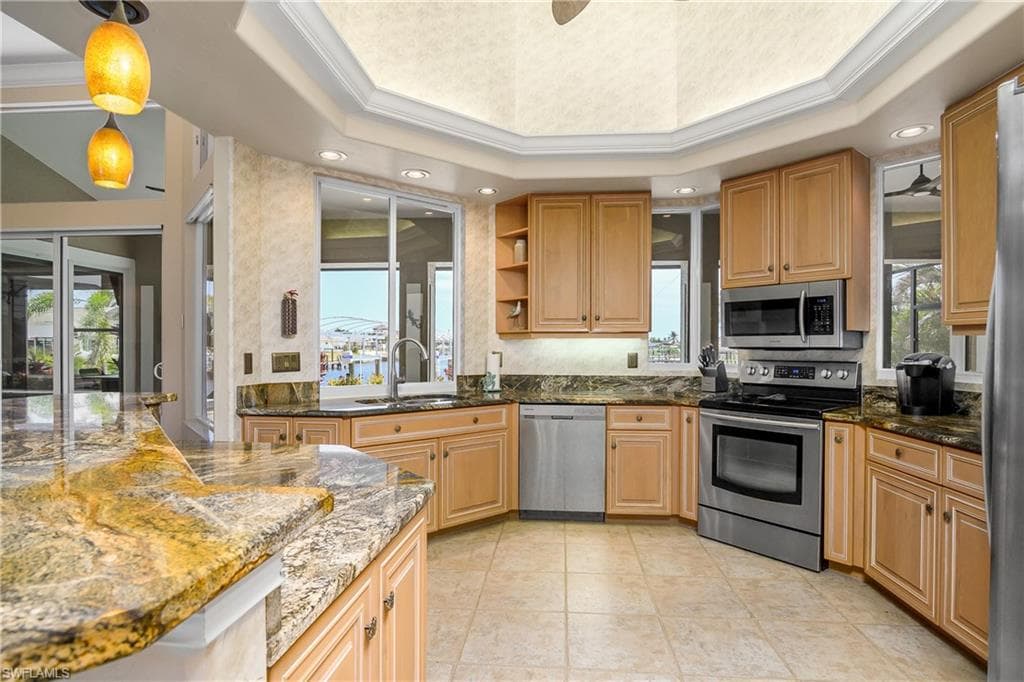 2602 Cape Coral Pkwy W, Cape Coral, FL 33914-13