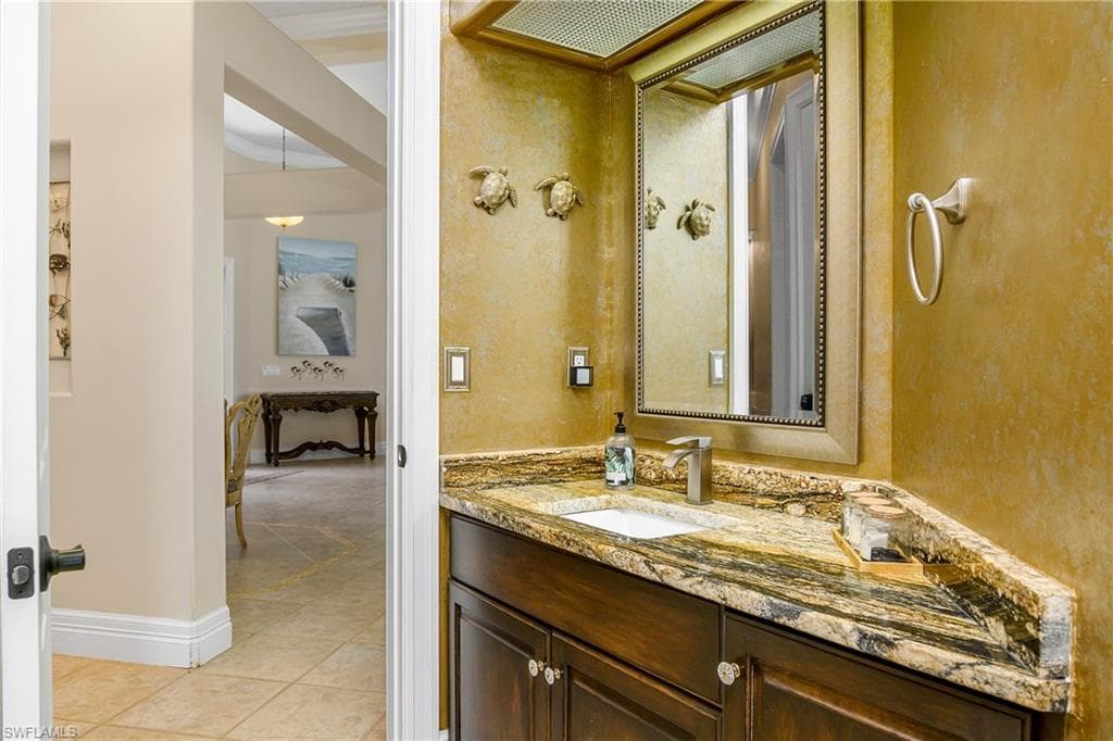 2602 Cape Coral Pkwy W, Cape Coral, FL 33914-21