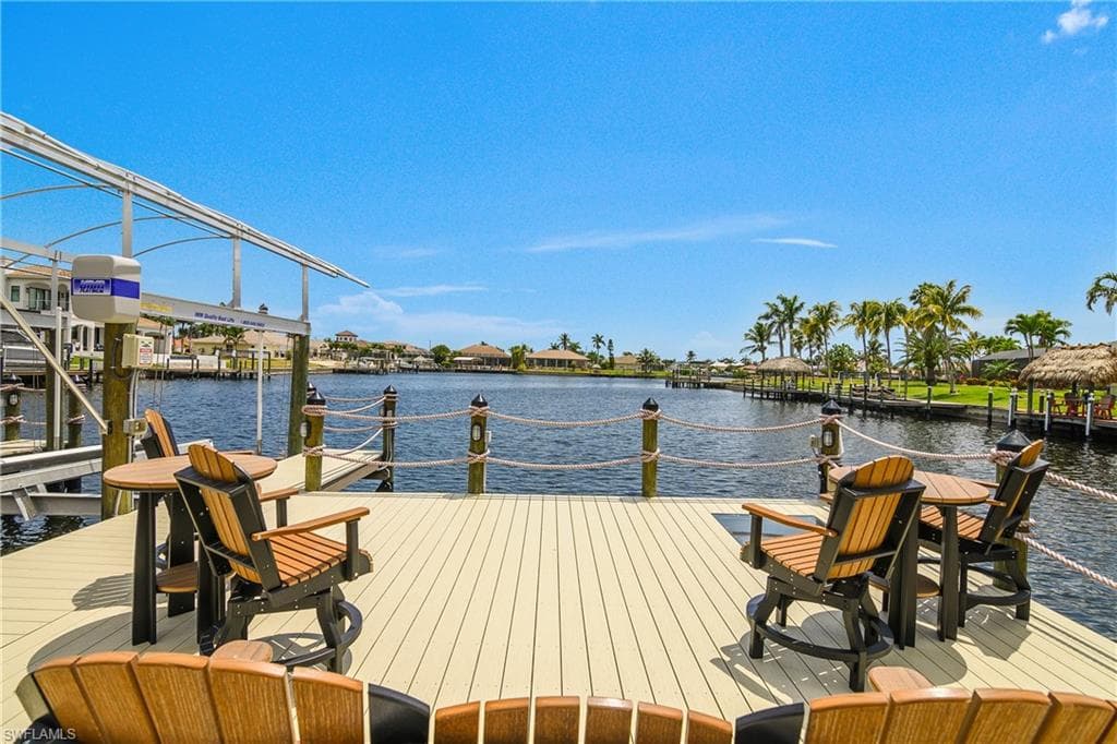 2602 Cape Coral Pkwy W, Cape Coral, FL 33914-26