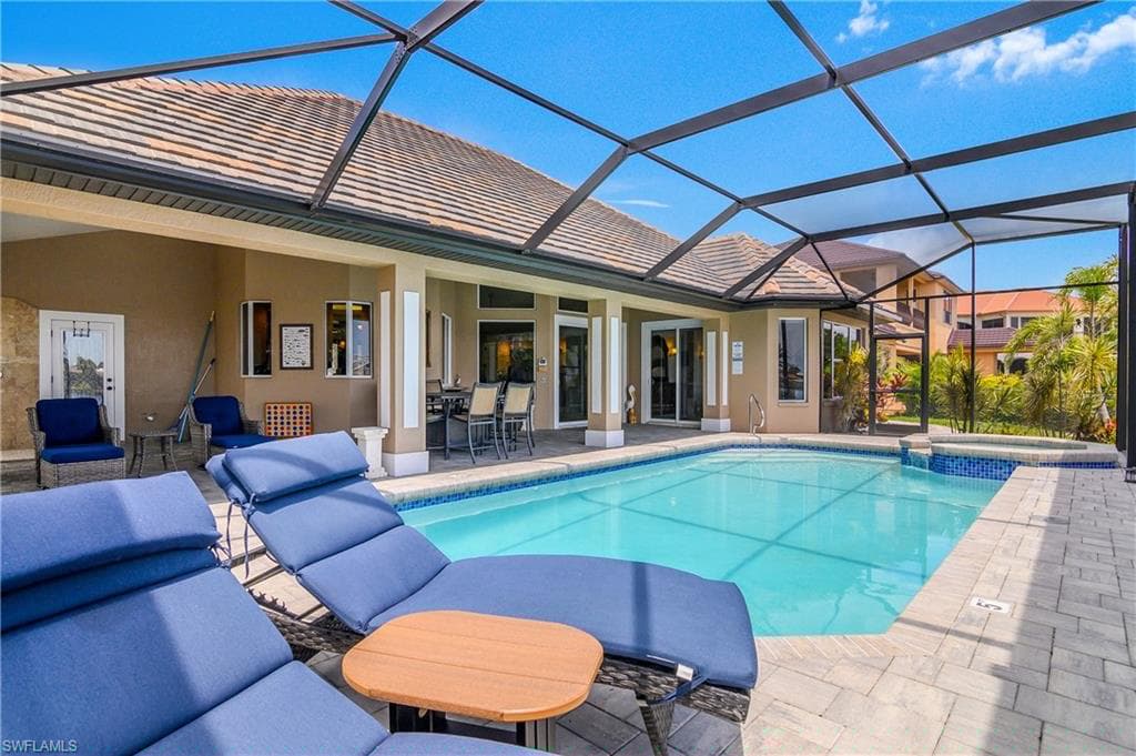 2602 Cape Coral Pkwy W, Cape Coral, FL 33914-32