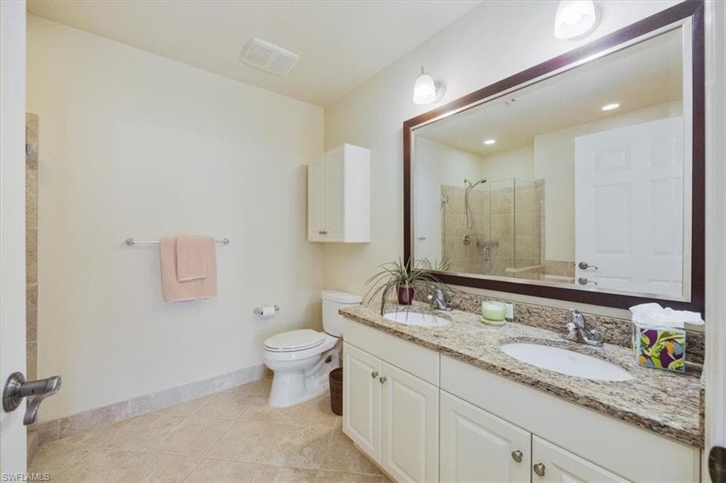 5064 Annunciation Cir 302, Ave Maria, FL 34142-16