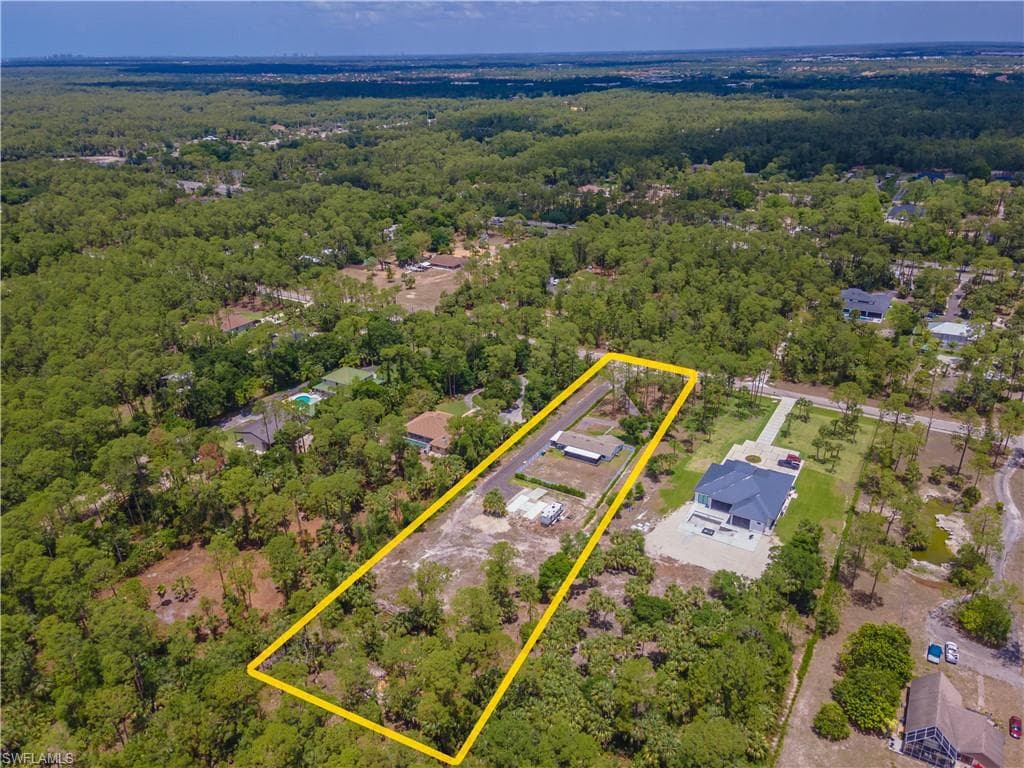 3650 1st Ave SW, Naples, FL 34117-4