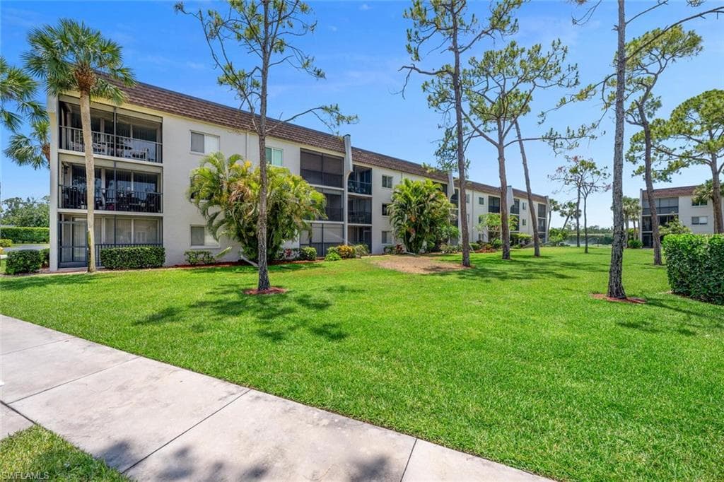 25804 Cockleshell Dr 216, Bonita Springs, FL 34135-1