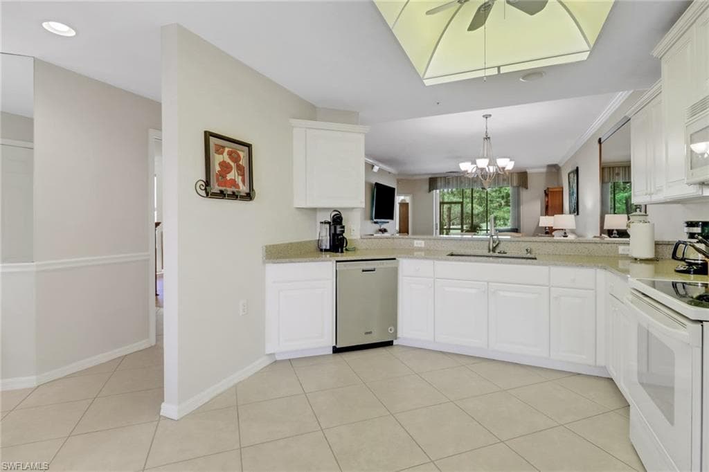 3715 Buttonwood Way 1711, Naples, FL 34112-10