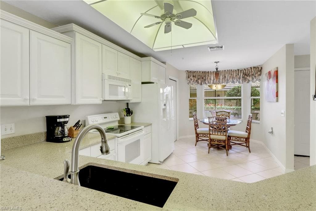 3715 Buttonwood Way 1711, Naples, FL 34112-11