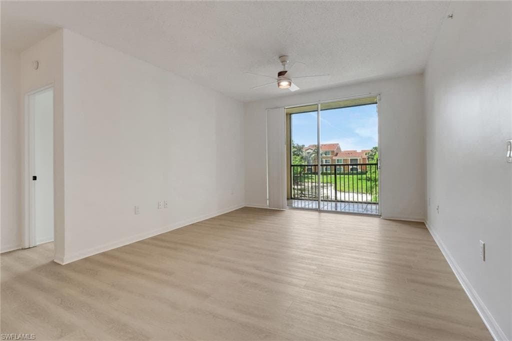 1190 Reserve Way 206, Naples, FL 34105-10