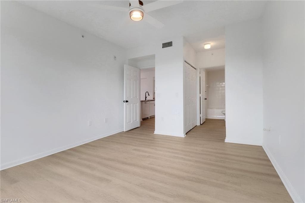 1190 Reserve Way 206, Naples, FL 34105-14