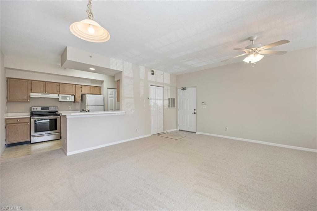 4635 Saint Croix Ln 1218, Naples, FL 34109-9