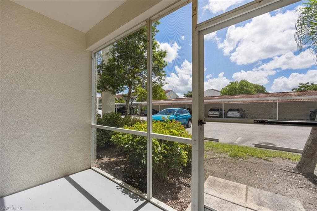 4635 Saint Croix Ln 1218, Naples, FL 34109-23