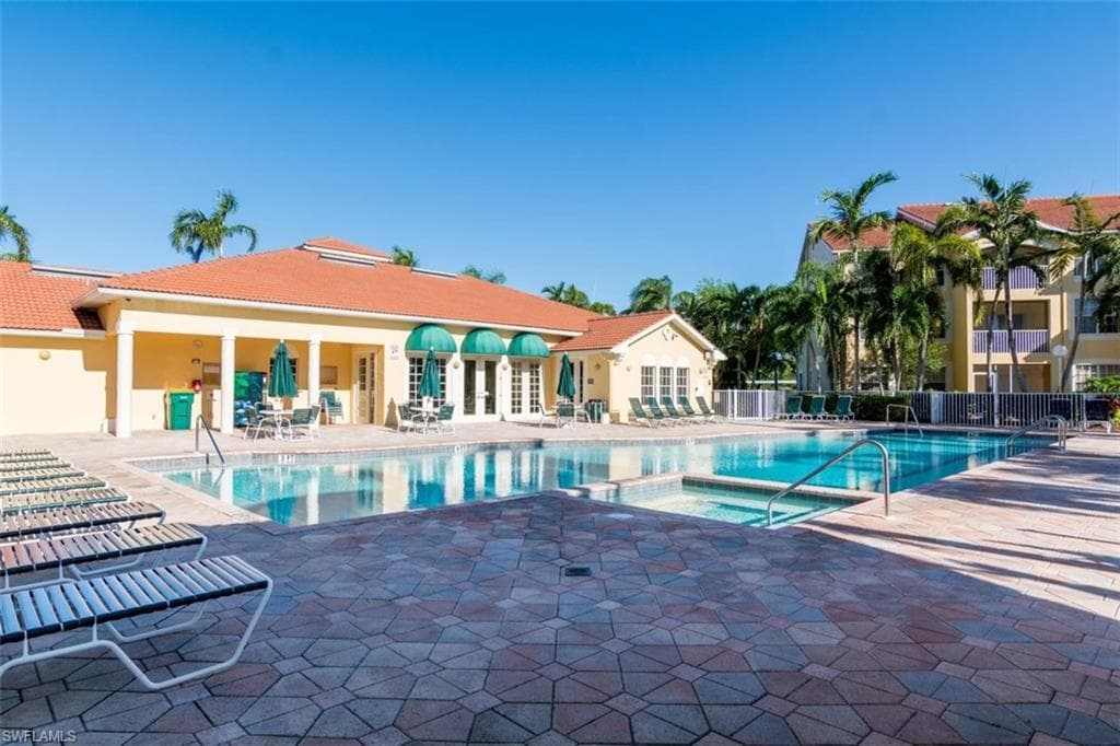 4635 Saint Croix Ln 1218, Naples, FL 34109-24
