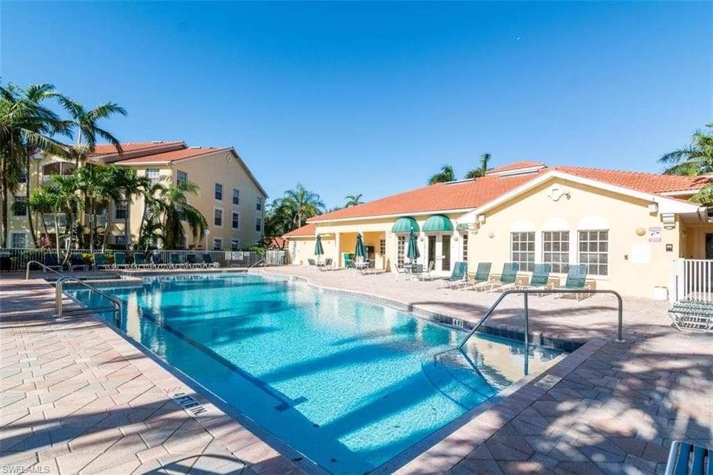 4635 Saint Croix Ln 1218, Naples, FL 34109-25