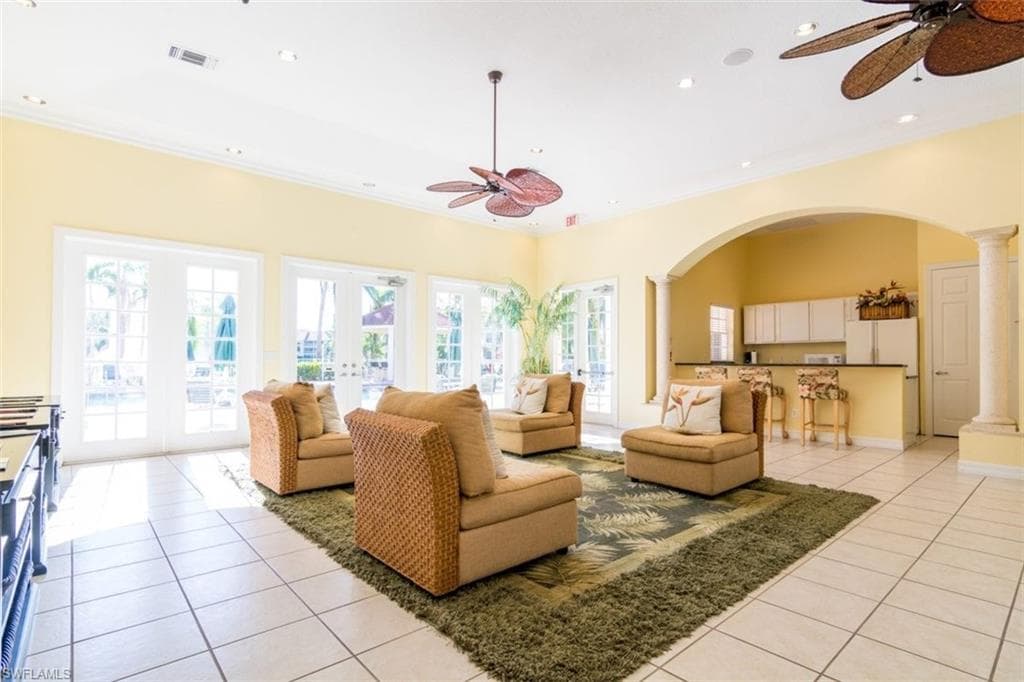 4635 Saint Croix Ln 1218, Naples, FL 34109-30