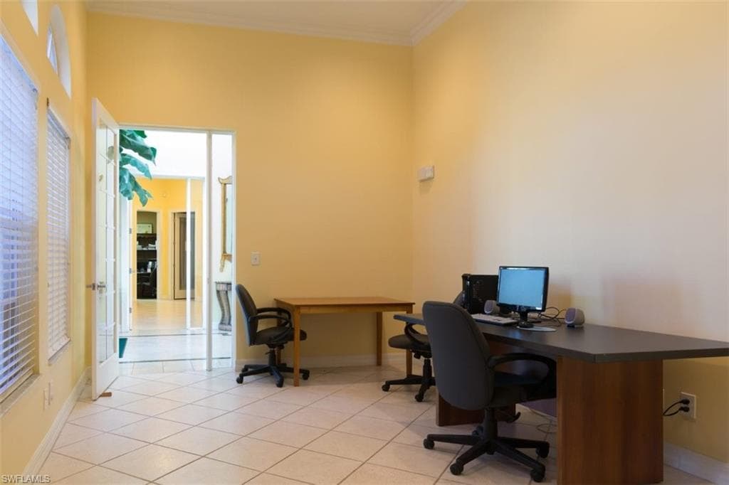 4635 Saint Croix Ln 1218, Naples, FL 34109-37