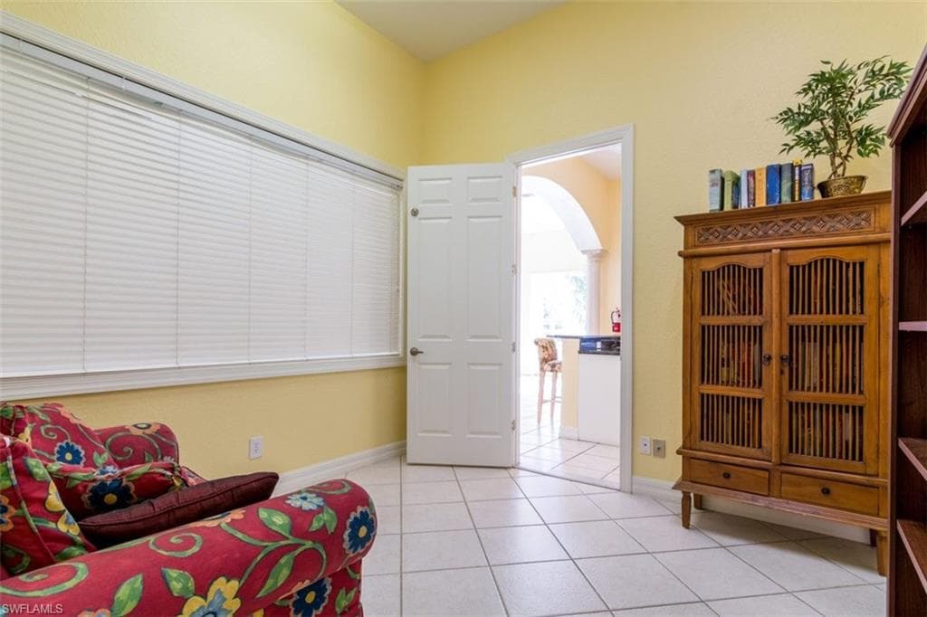 4635 Saint Croix Ln 1218, Naples, FL 34109-38