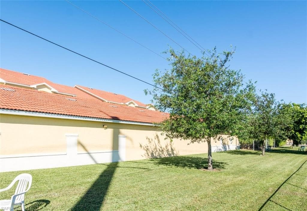 4635 Saint Croix Ln 1218, Naples, FL 34109-40