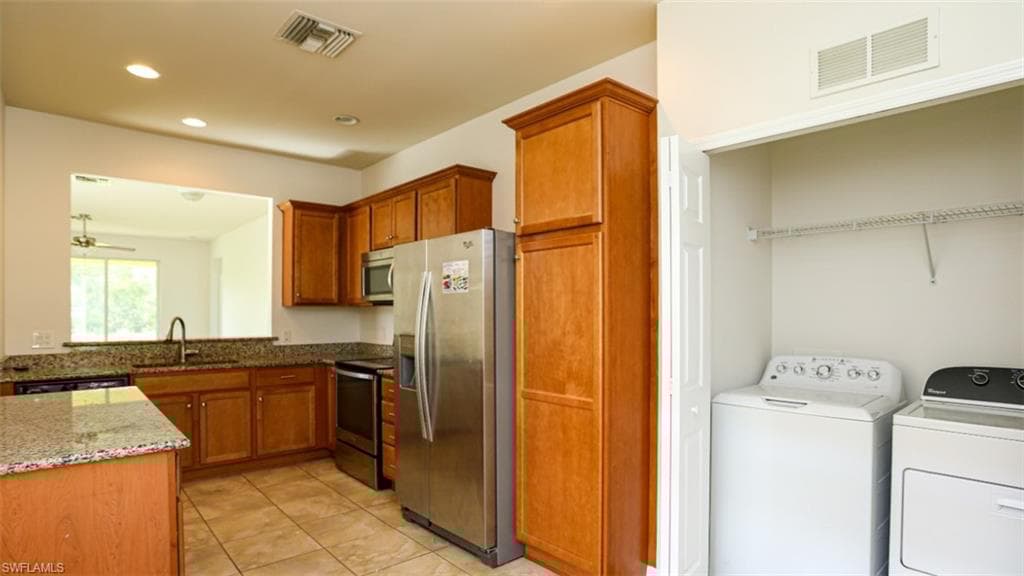 8482 Karina Ct, Naples, FL 34114-13