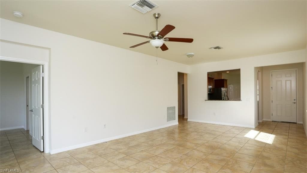 8482 Karina Ct, Naples, FL 34114-18