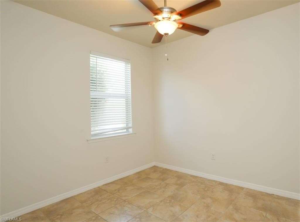8482 Karina Ct, Naples, FL 34114-21