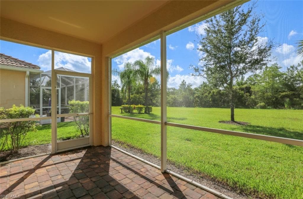 8482 Karina Ct, Naples, FL 34114-32