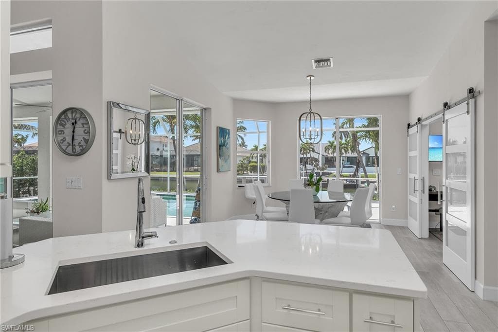 931 Snowberry Ct, Marco Island, FL 34145-10