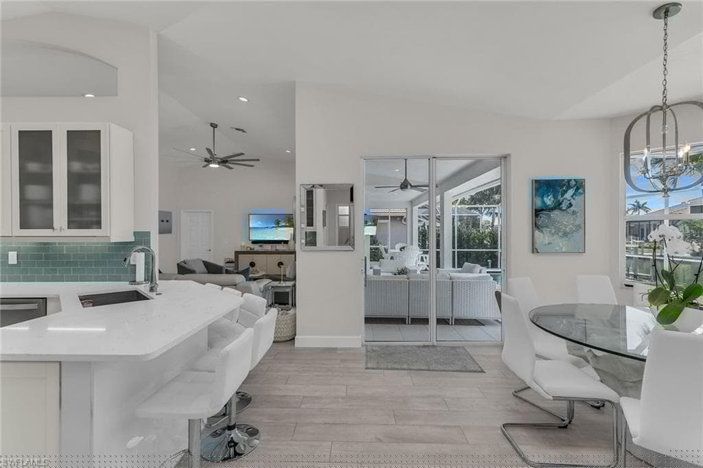 931 Snowberry Ct, Marco Island, FL 34145-19