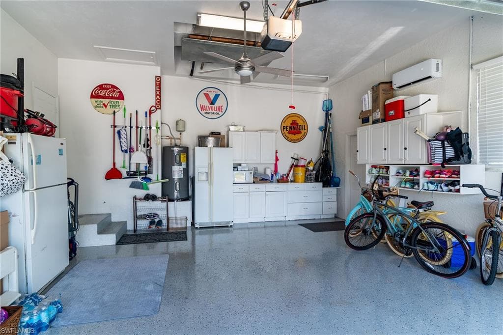 931 Snowberry Ct, Marco Island, FL 34145-32