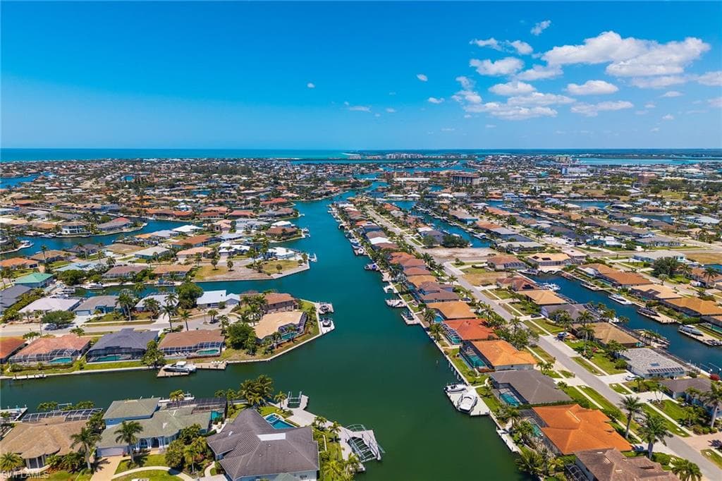 931 Snowberry Ct, Marco Island, FL 34145-40