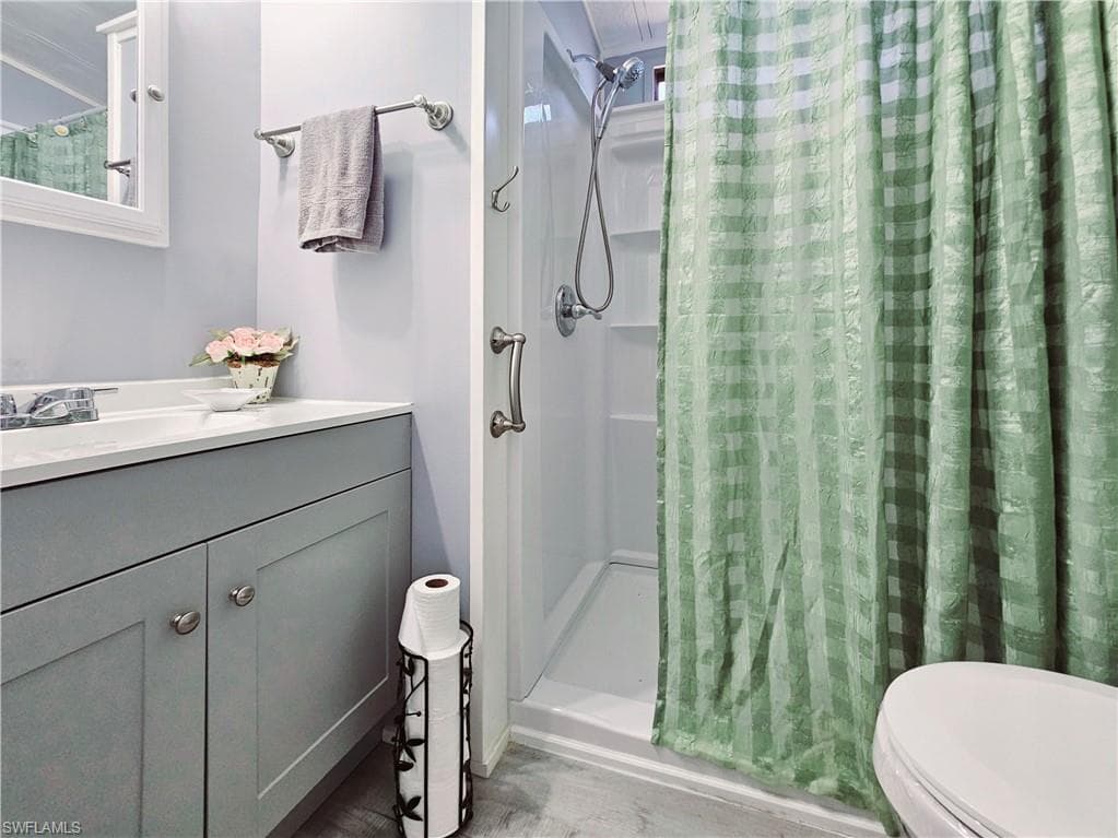 183 Panther Pass Cir 183, Naples, FL 34114-15