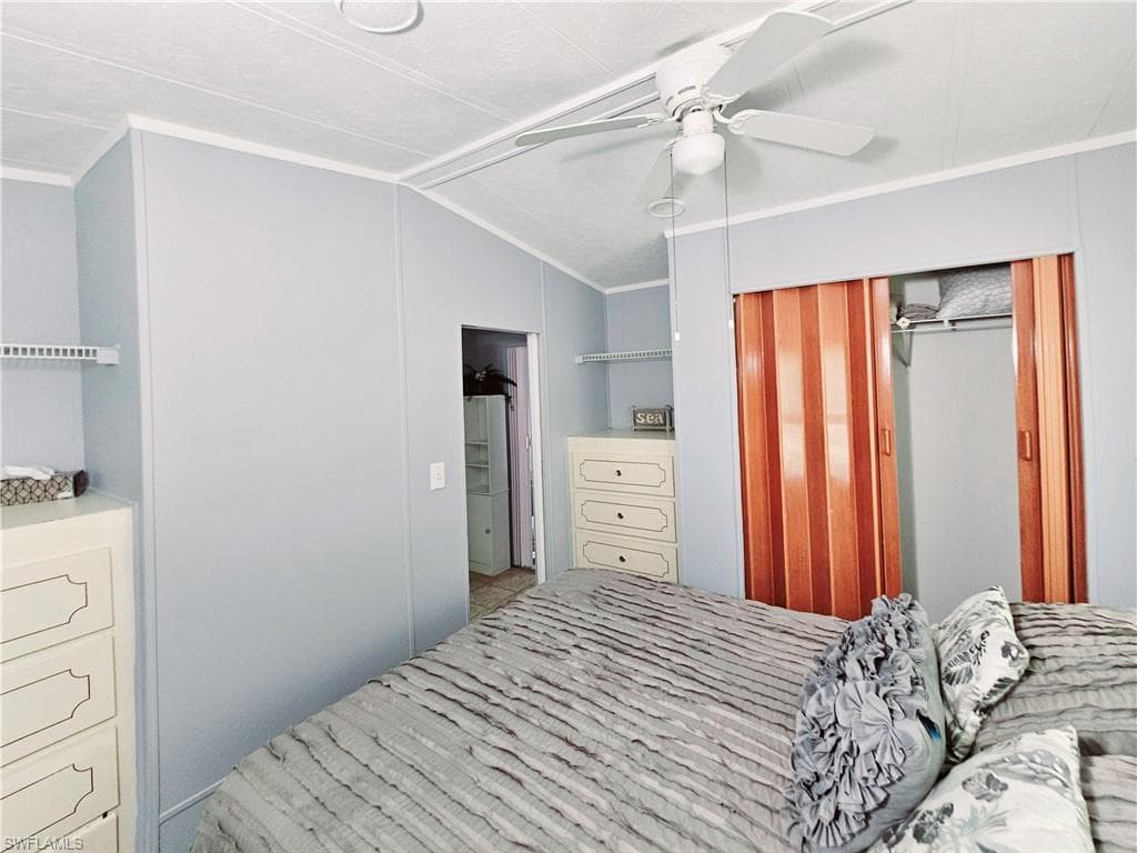 183 Panther Pass Cir 183, Naples, FL 34114-19